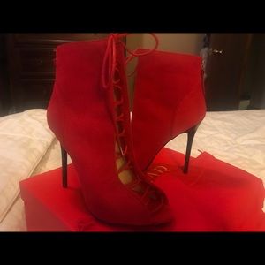TAMAR Braxton Herbert Red Suede Booties
